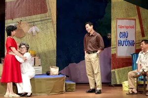 Vở kịch "Hẹn nhau ở cuối con đường" của sân khấu Hoàng Thái Thanh, sáng đèn suất diễn đặc biệt vào tối 4-1-2026 và vào Tết Bính Ngọ 2026 (ẢNH: THÚY BÌNH)