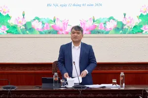 Thứ trưởng Bộ Tư pháp Nguyễn Thanh Tú chủ trì phiên họp, chiều 12-1