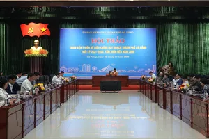 TP Đà Nẵng tiếp tục diễn ra hội thảo tham vấn ý kiến về điều chỉnh Quy hoạch TP Đà Nẵng thời kỳ 2021-2030, tầm nhìn đến năm 2050 liên quan hạ tầng, ngày 22-1. Ảnh: XUÂN QUỲNH