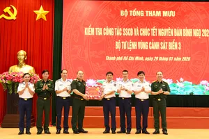 Trung tướng Lê Quang Đạo kiểm tra, chúc tết Bộ Tư lệnh Vùng Cảnh sát biển 3