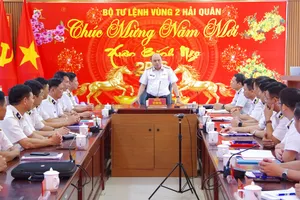 Phó Chính ủy Hải quân kiểm tra, chúc tết Vùng 2 Hải quân
