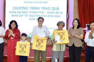 Lan tỏa nghĩa tình đến các đơn vị, người dân dịp xuân về