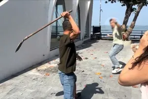 Triệu tập 3 người liên quan vụ đuổi đánh du khách ở Vũng Tàu