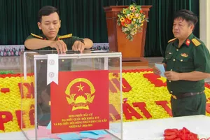 Khánh Hòa: Hoàn thành bầu cử sớm tại Lữ đoàn Đặc công nước 5