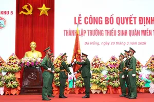Quân khu 5 công bố quyết định thành lập Trường Thiếu sinh quân miền Trung