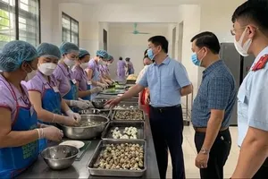 Hà Nội yêu cầu các cơ sở công khai, minh bạch nguồn gốc thực phẩm trước 10-4