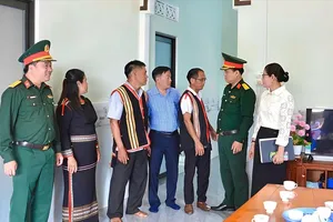 Ấm áp những căn nhà vùng biên