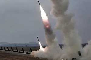 Một vụ phóng tên lửa của Triều Tiên. Ảnh: YONHAP