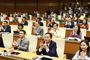 Hôm nay, Quốc hội khóa XVI bàn về kế hoạch tài chính quốc gia, vay và trả nợ công