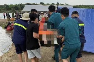 Tìm thấy thi thể người nước ngoài mất tích ở hồ Đá Đen
