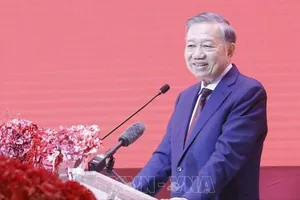 Tổng Bí thư, Chủ tịch nước Tô Lâm gặp gỡ cộng đồng người Việt Nam tại Thái Lan