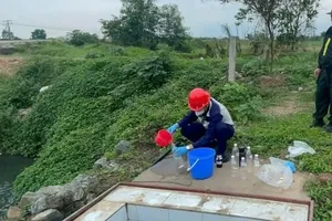 Triệt phá đường dây xả thải, làm giả giấy tờ bảo vệ môi trường