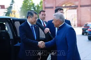 Thủ tướng Chính phủ Lê Minh Hưng gặp người đứng đầu Cộng hòa Tatarstan