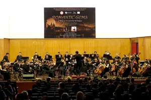 Chương trình hòa nhạc giao hưởng "Romantic Gems - A Night of Tchaikovsky & Dvorak" thu hút đông đảo khán giả yêu nhạc cổ điển TPHCM và du khách quốc tế đến thưởng thức. Ảnh: THÚY BÌNH 