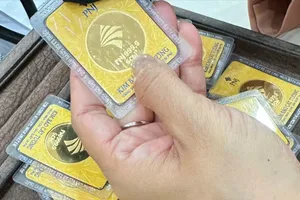  Giá vàng trong nước tiếp tục giảm 