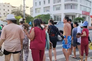 Khánh Hòa: Đã xác định nhóm du khách bẻ san hô ở vịnh Nha Trang
