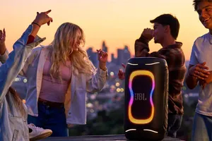 Thế hệ JBL PartyBox mới ứng dụng công nghệ AI Sound Boost
