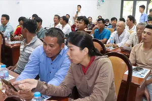 Thúc đẩy số hóa nghề cá, hỗ trợ ngư dân cài đặt nhật ký điện tử