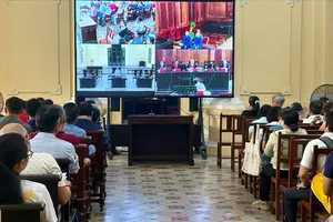 Xét xử giám đốc cùng cố vấn lừa ký hợp đồng xây nhà trọ, chiếm đoạt hơn 127 tỷ đồng