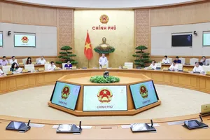 Thủ tướng: Khẩn trương hoàn thiện các dự án luật, nghị quyết trình Quốc hội