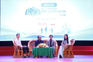 Các đại biểu chia sẻ tại diễn đàn “Mỗi thanh niên một cuốn sách làm bạn". Ảnh: HẢI ANH