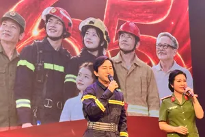 Nghệ sĩ TPHCM tri ân người lính PCCC và CNCH