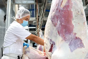 Sản xuất tại nhà máy của Công ty TNHH Pacow International, tỉnh Tây Ninh