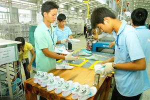 Doanh nghiệp da giày có thị trường xuất khẩu lớn. Ảnh: THÀNH TRÍ