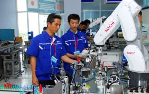 Tiếp tục thúc đẩy đào tạo chuyên gia  về hệ thống robot 