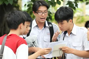 Chênh lệch từ 0,25 điểm được điều chỉnh điểm bài thi tự luận