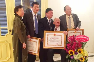 Trao tặng giải thưởng công bằng, chính xác là chất xúc tác lớn  đối với người sáng tác