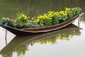 Sông chở Tết về