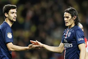 Javier Pastore và Edinson Cavani cũng mất dạng trước trận ds9ấu với Rennes. Ành: Getty Images.