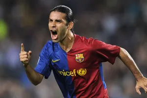 Huyền thoại Rafael Marquez chính thức từ giã sân cỏ