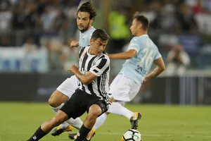 Psaulo Dybala tìm kiếm cơ hội đá cặp với Ronaldo.