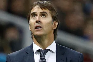 HLV Lopetegui có lẽ chỉ còn trụ l;ại đến trận Siêu kinh điển