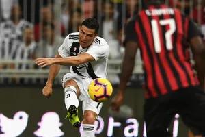 Ronaldo sẽ vào sân từ băng dự bị