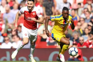 Arsenal - Crystal Palace 2-3: Benteke, Zaha và McArthur quật ngã Pháo thủ