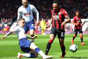 Bournemouth - Tottenham 1-0, Ake nhấn chìm Gà trống khi Son Heung-min và Foyth làm tội đồ