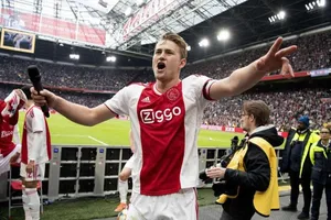 Trung vệ Ajax Matthijs de Ligt
