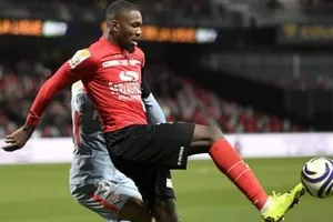 Marseille đau đầu tìm người thay Mario Balotelli