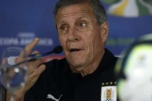 HLV kỳ cựu Oscar Tabarez của tuyển Uruguay 