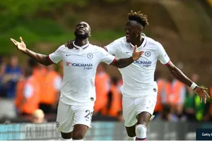 Bộ đôi Chelsea được gọi vào tuyển Anh