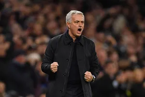 Tottenham - Burnley 5-0: Harry Kane ghi cú đúp, Son lập siêu phẩm