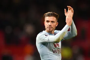 Grealish sẽ khoác áo Man United ngay trong mùa Covid-19