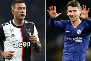 Juventus muốn đổi Bernardeschi lấy Jorginho, Chelsea có chấp nhận mạo hiểm?