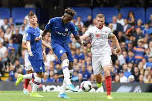 Tammy Abraham ghi bàn vào lưới Sheffield United