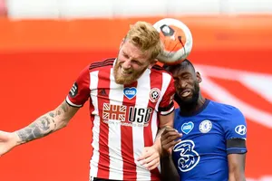 Chelse3a them xa Sheffield về thể lực