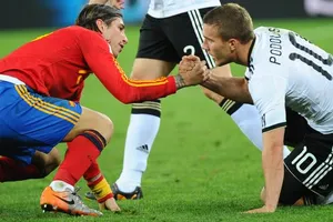 Cuộc chiến giữa Đức và Tây Ban Nha