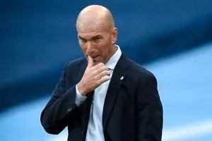 HLV Zinedine Zidane đau đầu vì chấn thương